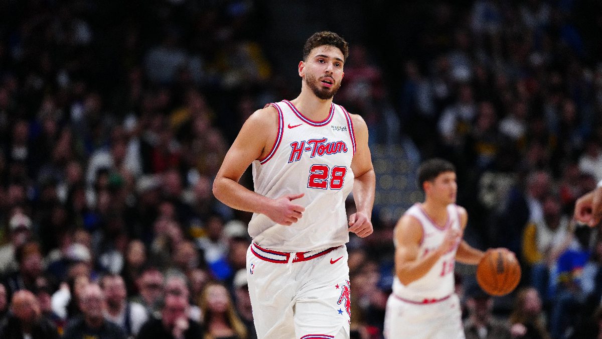 NBA’de Houston Rockets, Denver Nuggets’a uzatma sonunda 128-125 mağlup oldu.