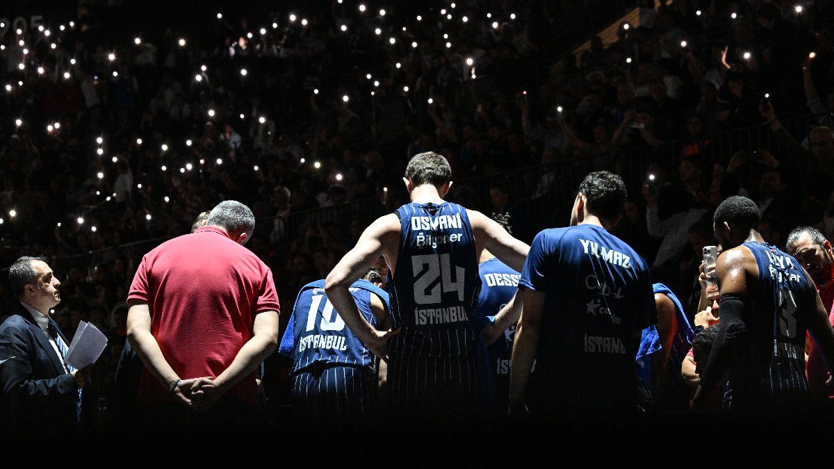 EuroLeague’in 14. haftasında Anadolu Efes, Sinan Erdem Spor Salonu’nda ağırladığı