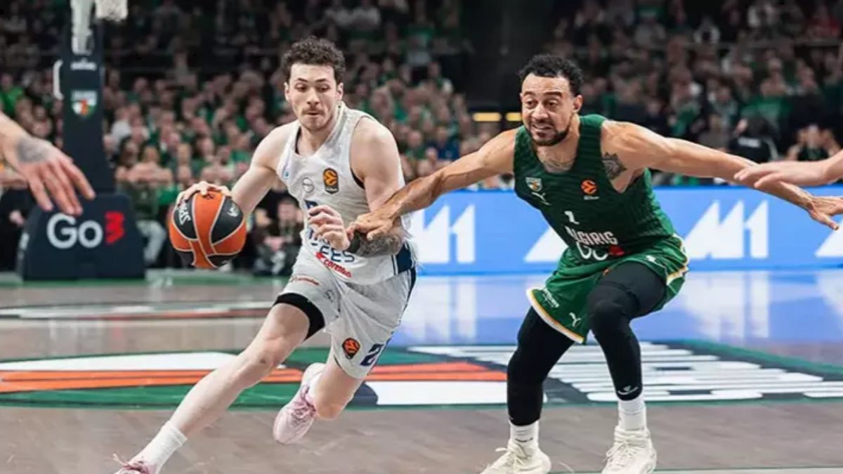 Anadolu Efes Erkek Basketbol Takımı, EuroLeague'in 16. haftasında konuk olduğu
