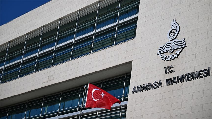 Anayasa Mahkemesinin (AYM), 6 siyasi partiyle ilgili mali denetimlerine ilişkin