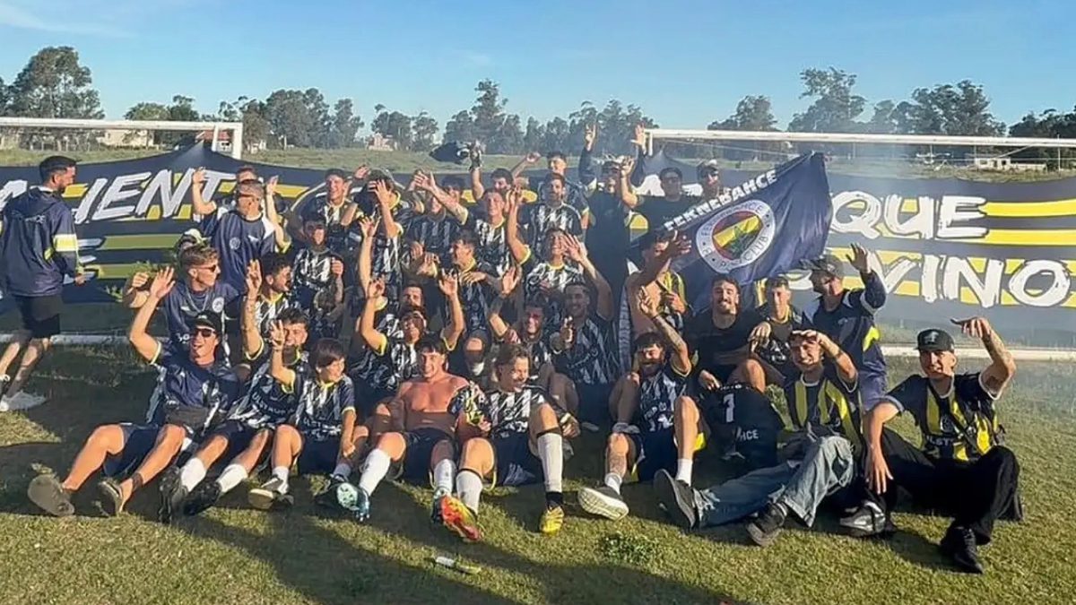 Arjantin'in Necochea kentinde Fenerbahçe'den esinlenerek kurulan 'Fernebahçe Sport Club' üç