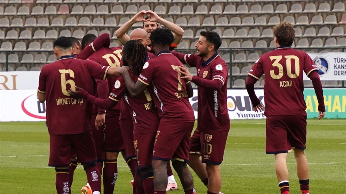 Bandırmaspor, 1. Lig'in 16. haftasında evinde Bodrum FK'yı 2-0'lık skorla