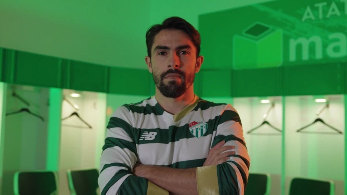 Bursaspor, Bandırmaspor forması giyen sağ bek Rahmetullah Berişbek’i kadrosuna dahil