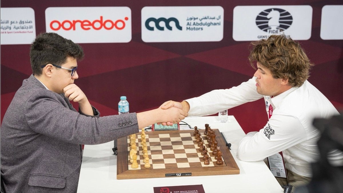 Dünya satrancının 1 numarası Magnus Carlsen, Dünya Hızlı Satranç Şampiyonası’nda