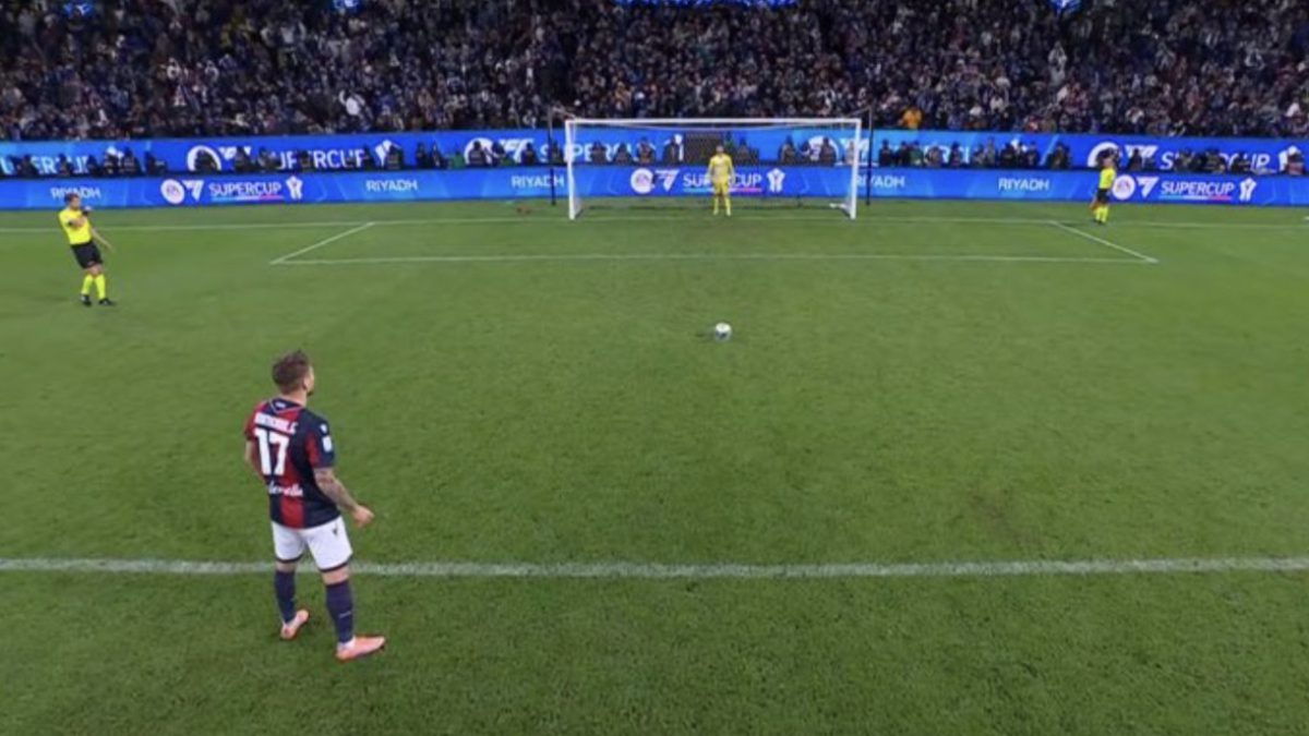 İtalya Süper Kupa yarı final maçında Bologna, normal süresi 1-1
