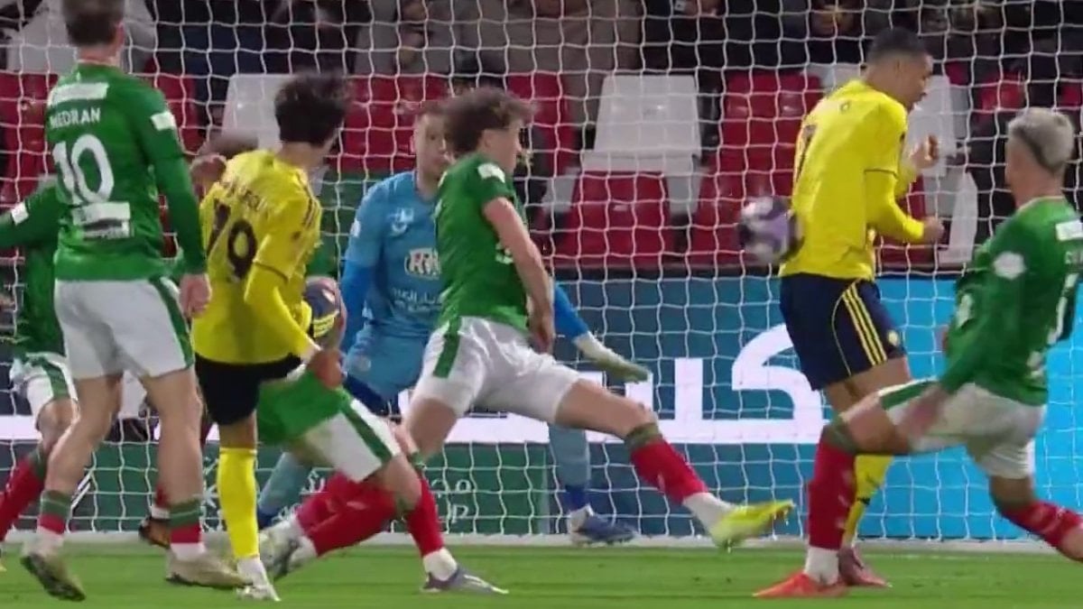 Suudi Arabistan Pro Lig’de haftanın en dikkat çeken karşılaşmalarından birinde