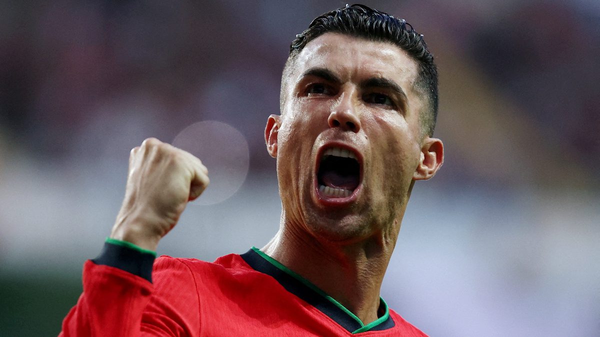 Futbol tarihinin en atletik oyuncularından biri olan Cristiano Ronaldo, 40