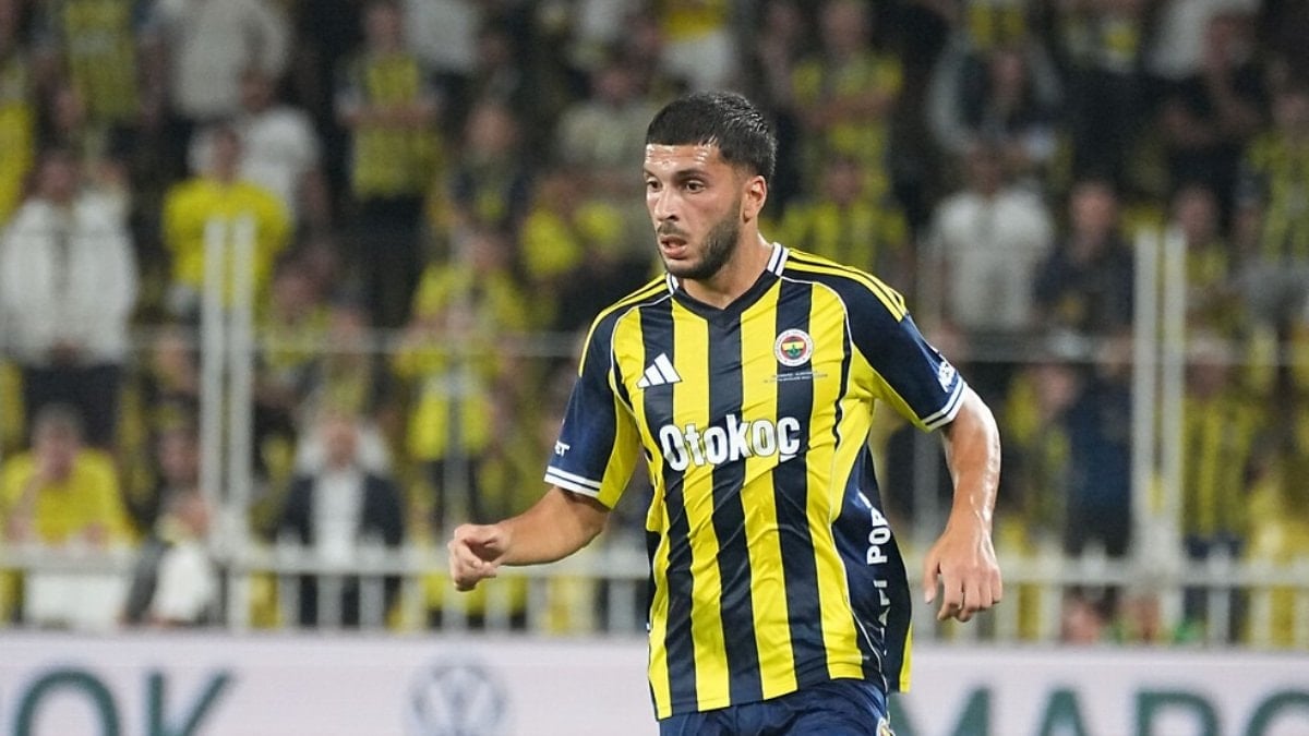 Bir süredir Trabzonspor'un gündeminde yer alan Oğuz Aydın'a Rus ekibi
