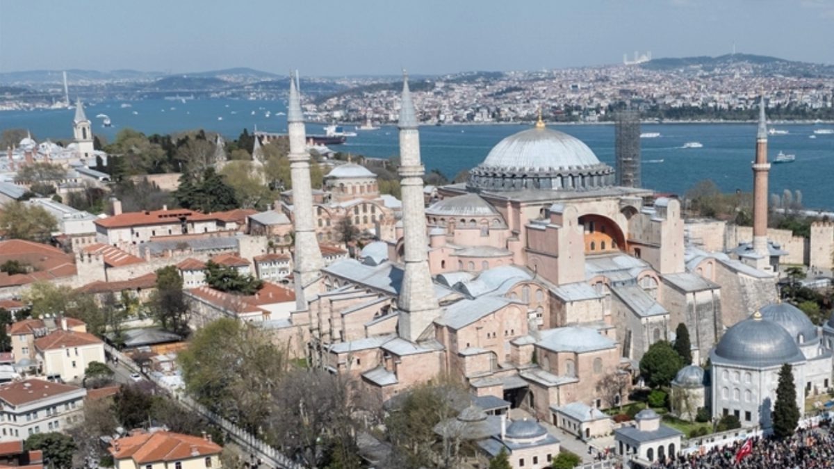 Türkiye'den iki şehir, 2025'te dünyanın en çok turist çeken şehirleri