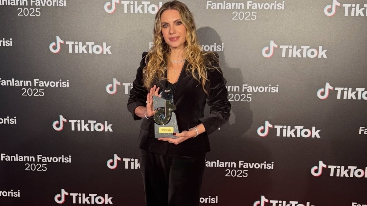 Magazin dünyasının iki ünlü çifti Eda Ece ve Buğrahan Tuncer,