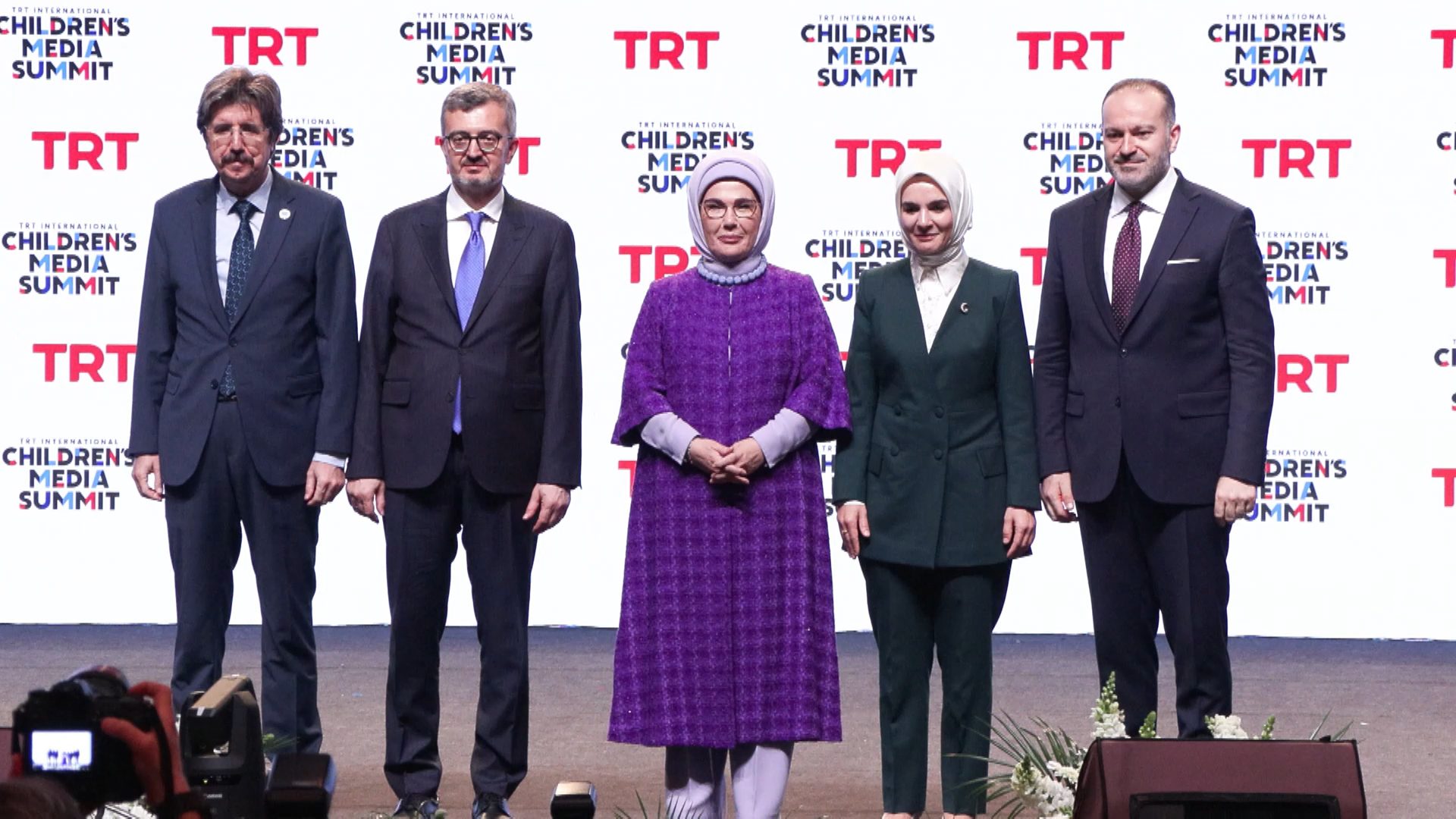 Emine Erdoğan, TRT Uluslararası Çocuk Medyası Zirvesi’ne katıldı. Erdoğan, "Bizim