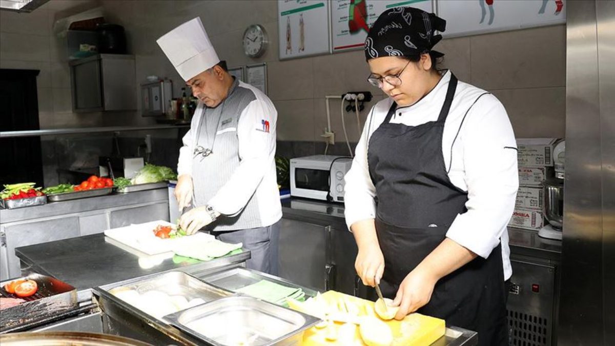 İŞKUR verilerine göre, yılın ilk 11 ayında 2 milyon 272