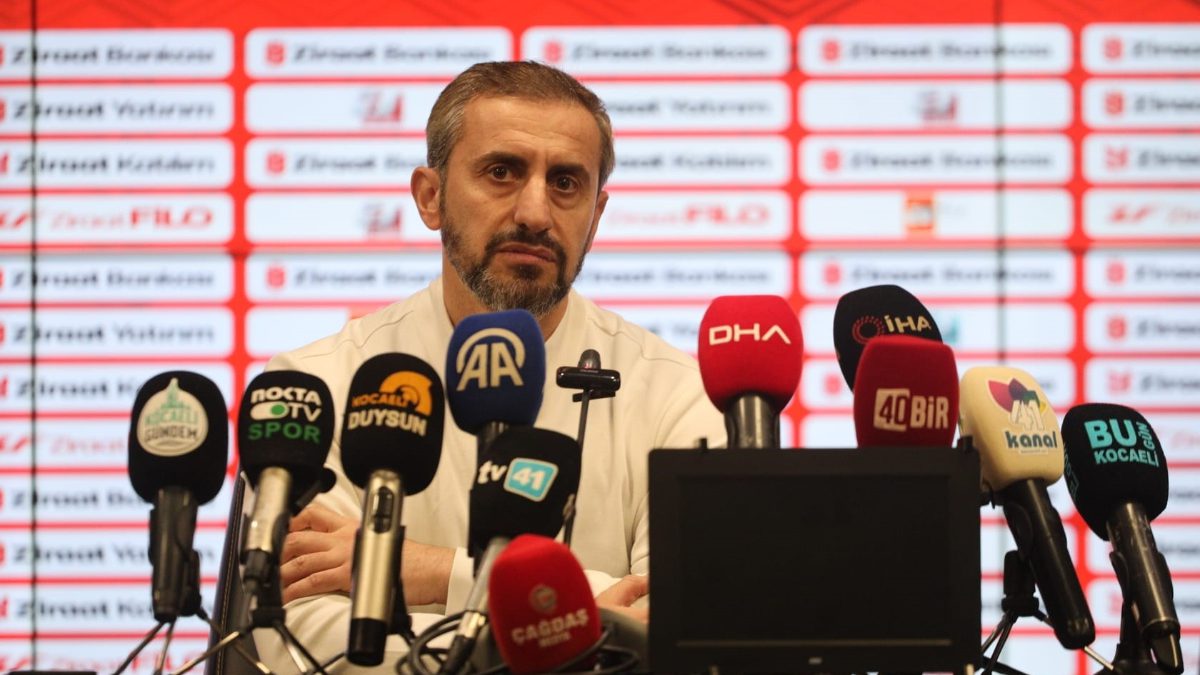 Erzurumspor FK'da Teknik Direktör Serkan Özbalta, "Malum olaydan en çok