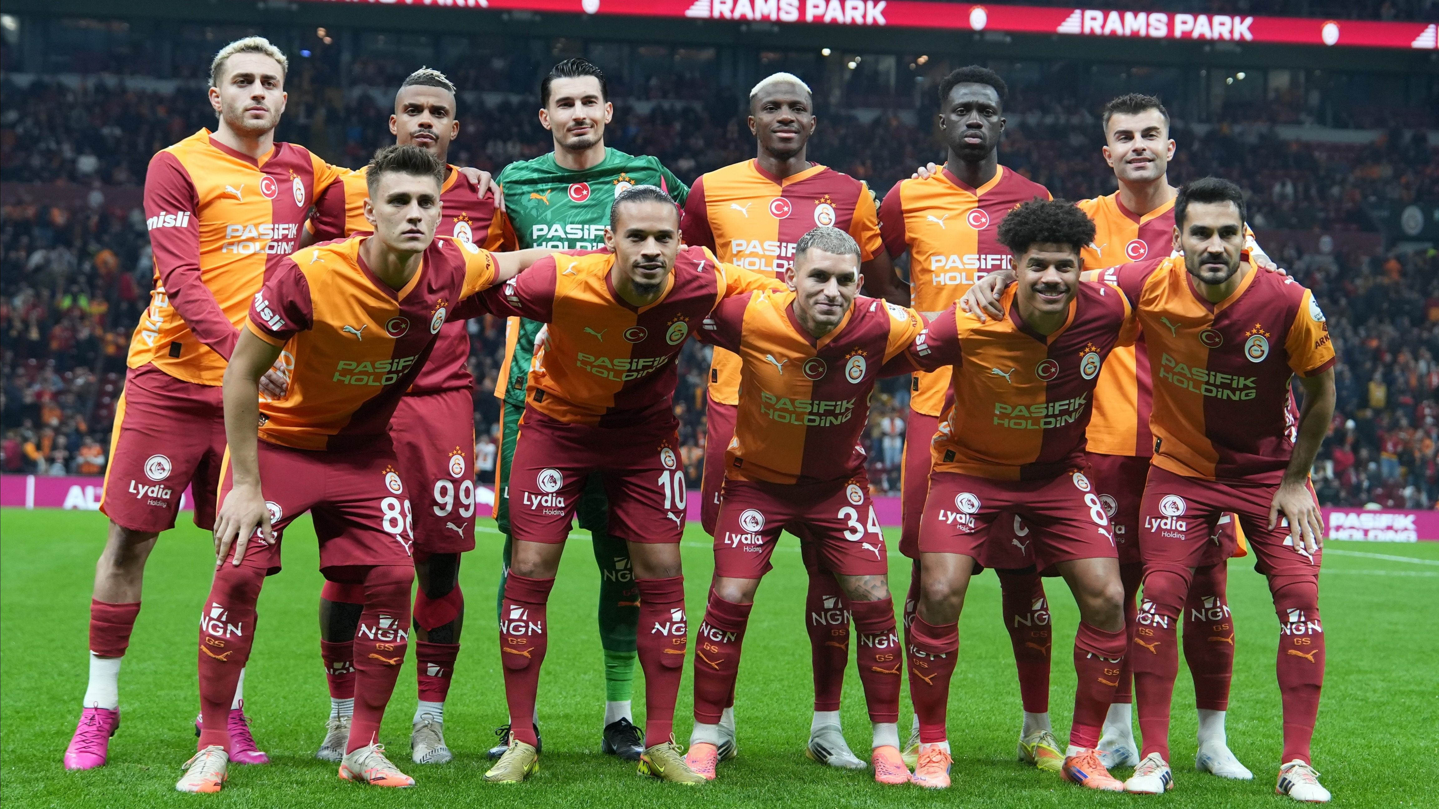Süper Lig'de Samsunspor'u konuk eden Galatasaray'da sakatlık şoku yaşandı.