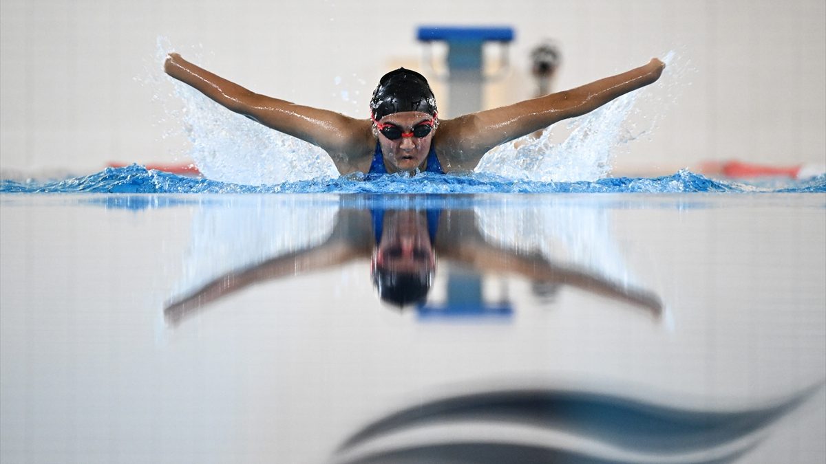 Yetenek taramasıyla keşfedilen bedensel engelli Fatma Çoban, yüzmede Türkiye şampiyonlukları