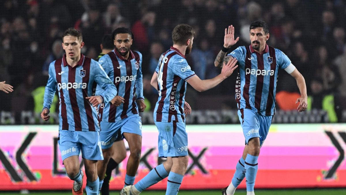Trabzonspor, ligde Gençlerbirliği ile deplasmanda karşı karşıya gelecek.