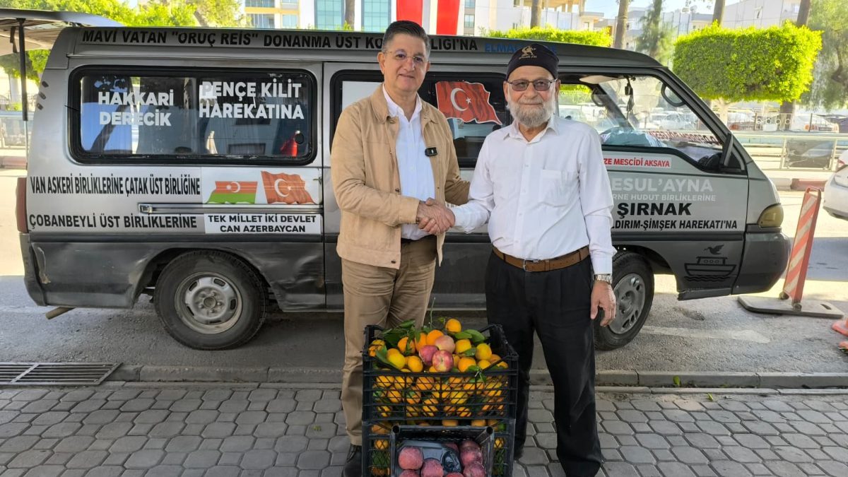 Hatay'ın Dörtyol ilçesinde mandalinalar, sınır bölgesinde görev yapan Mehmetçiğe ulaşması