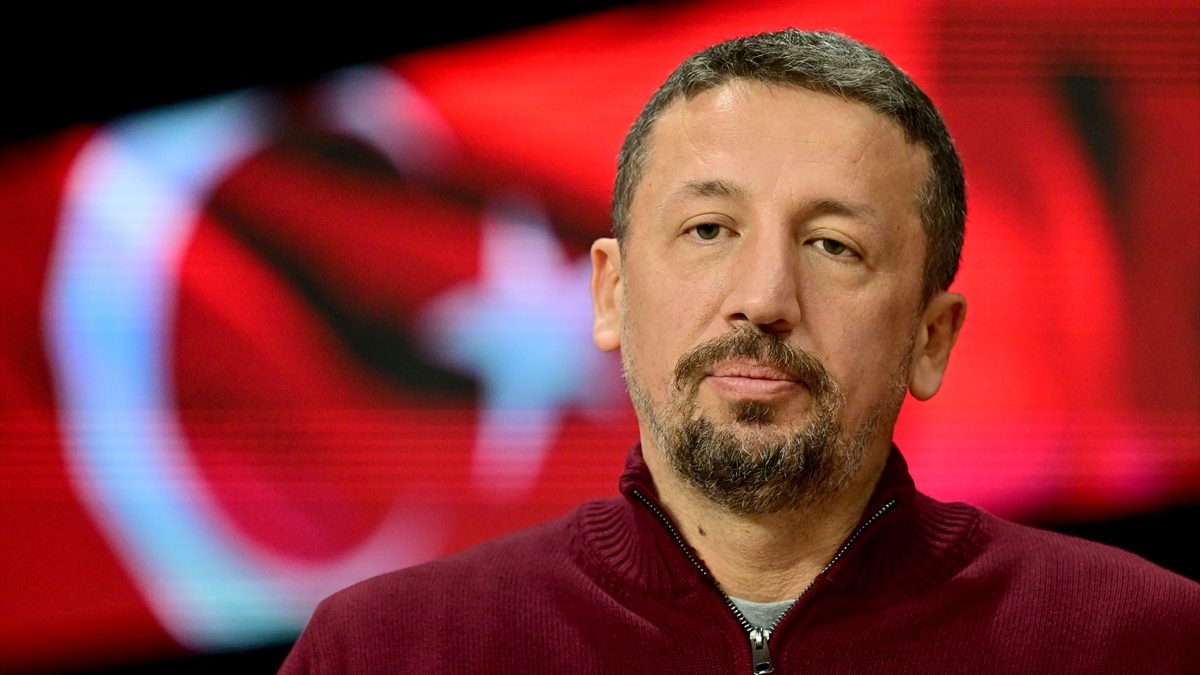 Türkiye Basketbol Federasyonu Başkanı Hidayet Türkoğlu, "FIBA'nın onur listesi beni