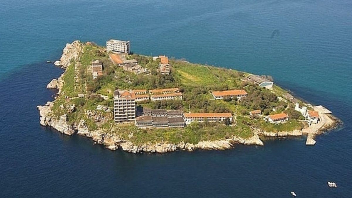 Milli Dayanışma Kardeşlik ve Demokrasi Komisyonu'nun İmralı heyetinin ziyareti sonrası