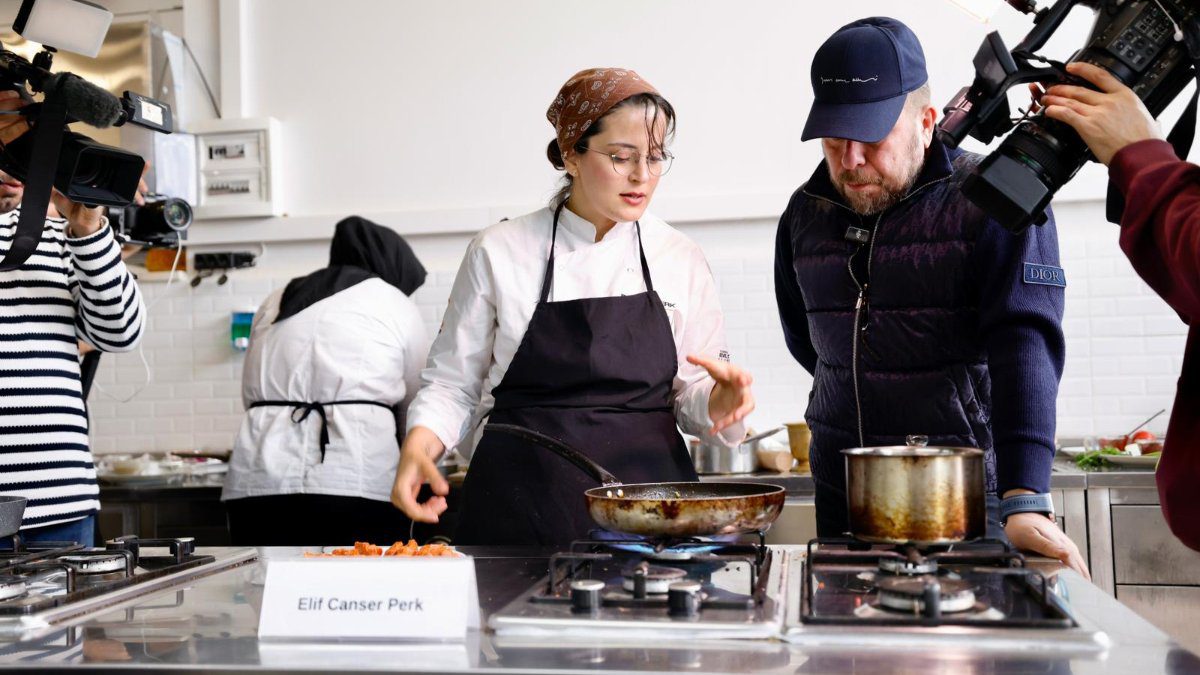 KADEM'in organize ettiği depremzede kadınların katıldığı “Daha Güçlü Yarınlar, Daha