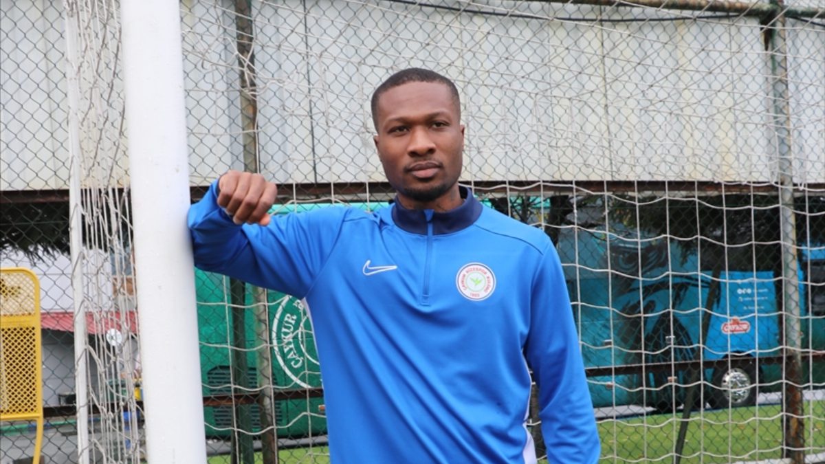 Rizesporlu futbolcu Loide Antonio Augusto, "Ligin ilk beş sırasında olmamız