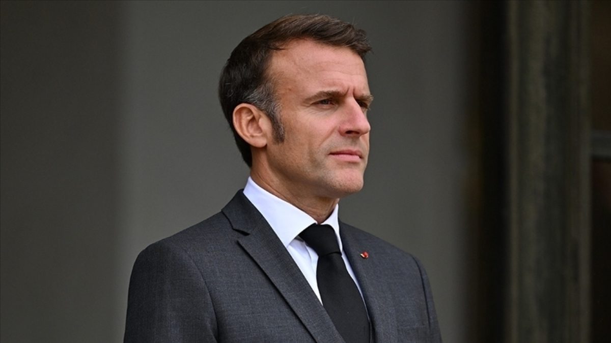 Fransa Cumhurbaşkanı Emmanuel Macron, yapay zekayla üretilen ve ülkede darbe
