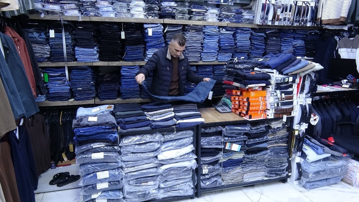 Malatya'da, down sendromlu genç ile esnaf arasındaki duygusal diyalog gözleri
