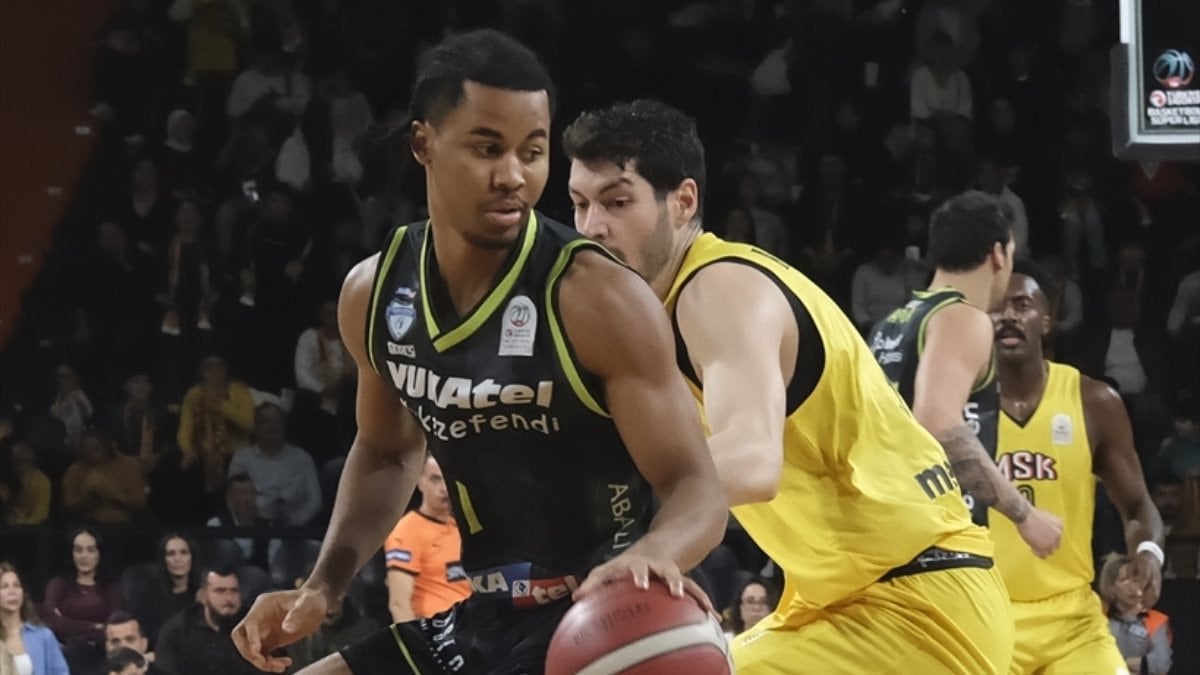 Türkiye Basketbol Süper Ligi'nin 13. haftasında Mersin Spor, Merkezefendi Belediyesi