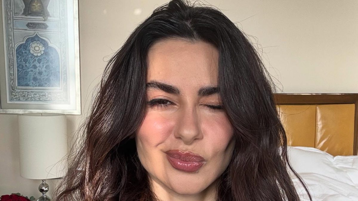 Her zaman iddialı tarzıyla adından söz ettiren oyuncu Nesrin Cavadzade,