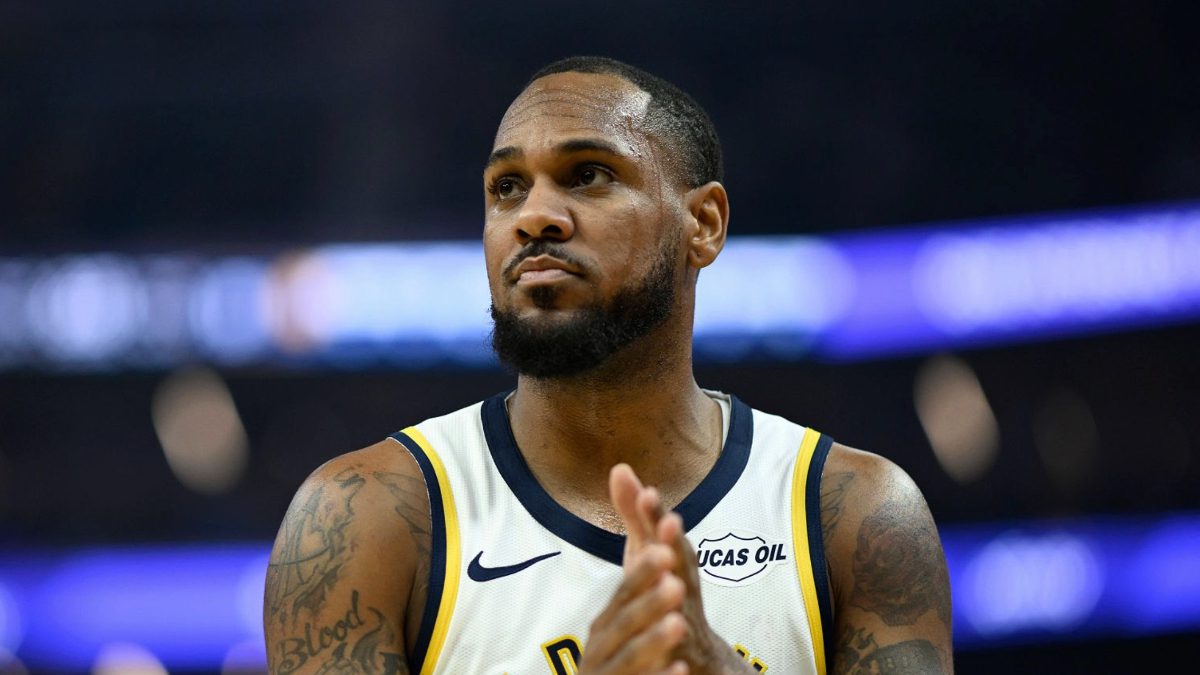 Yunan ekip Olympiakos, NBA'de tecrübeli bir oyun kurucu olan Monte