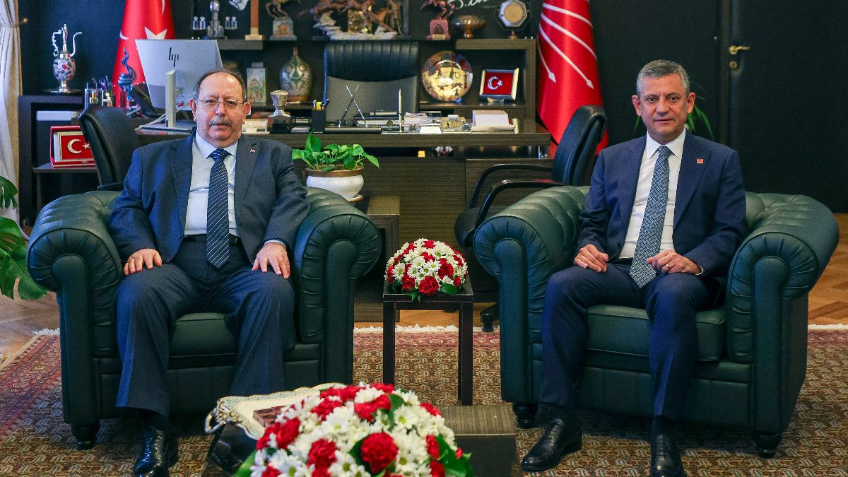 CHP Genel Başkanı Özgür Özel, Yüksek Seçim Kurulu (YSK) Başkanı