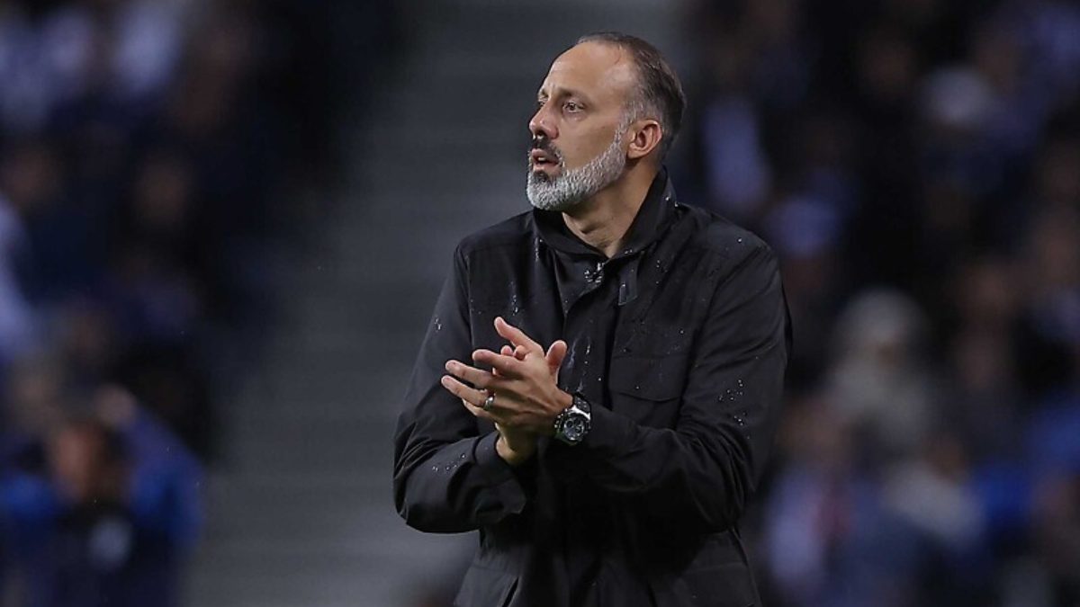 İspanyol ekibi Real Sociedad teknik direktörlük görevine Pellegrino Matarazzo'yu getirdiğini