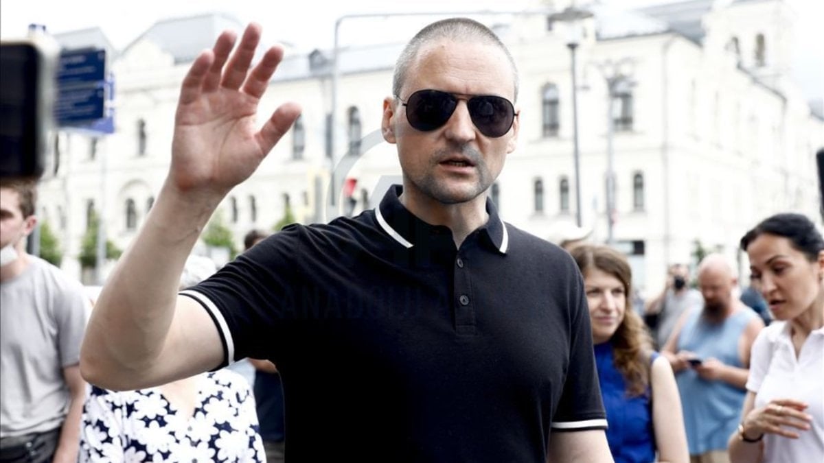 Rus muhalif ve Sol Cephe lideri Sergei Udaltsov'a terörizmi meşrulaştırdığı