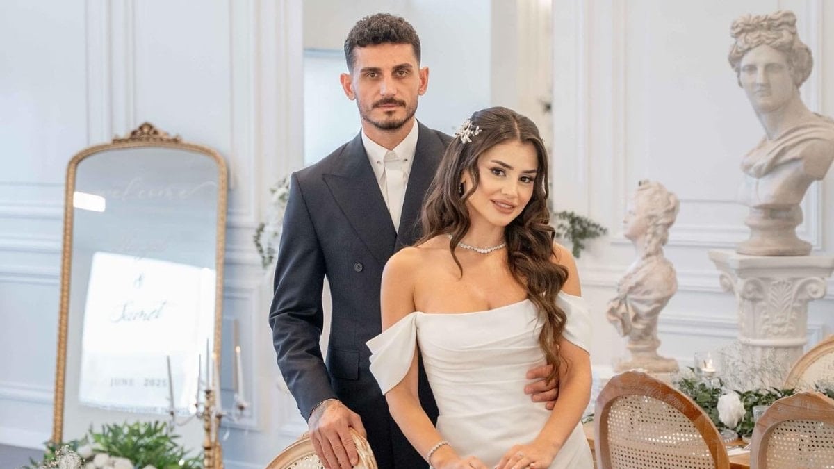 Ekranların dikkat çeken oyuncularından Hazal Çağlar bir süre önce futbolcu