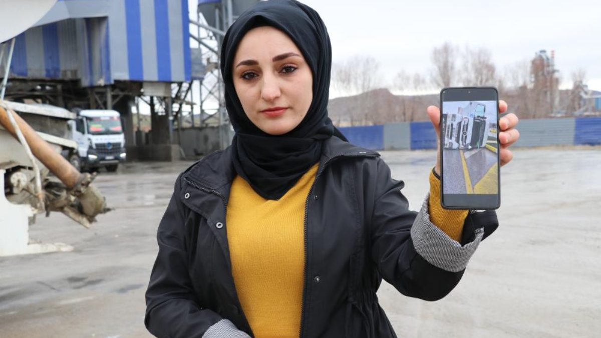 Sivas’ta yaşayan 35 yaşındaki Rabia Demir, Sivas’ın tek tır şoförü