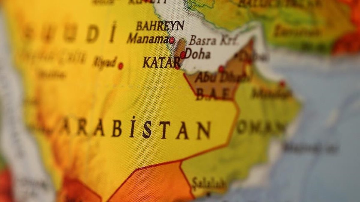 Suudi Arabistan'da düzenlenen Suudi-Katar Koordinasyon Konseyi toplantısında iki ülke, siyasi,