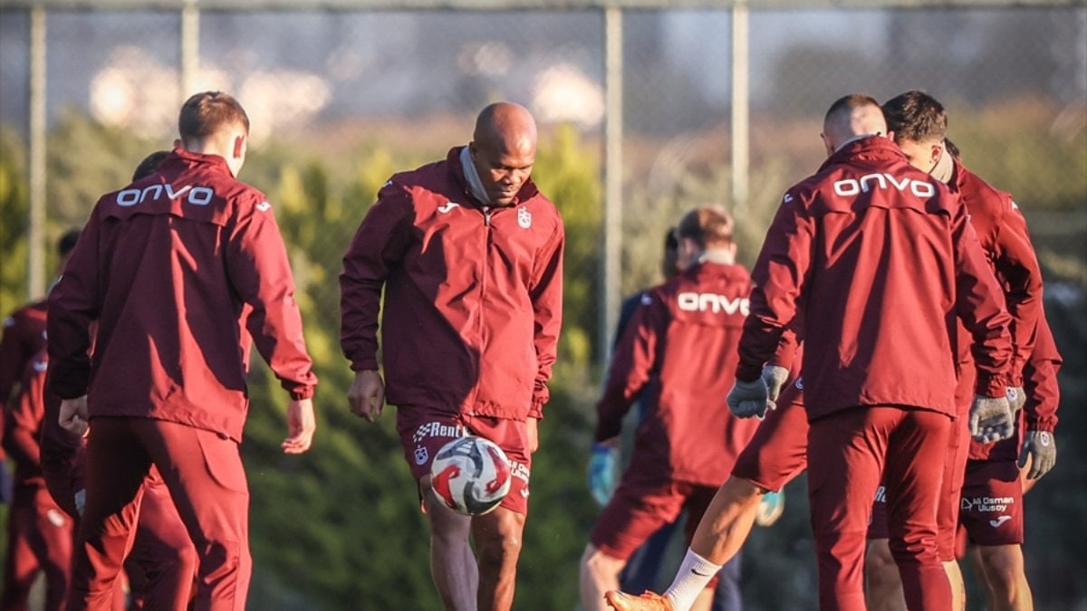 Fatih Tekke yönetimindeki Trabzonspor, Galatasaray ile oynayacağı Süper Kupa maçının