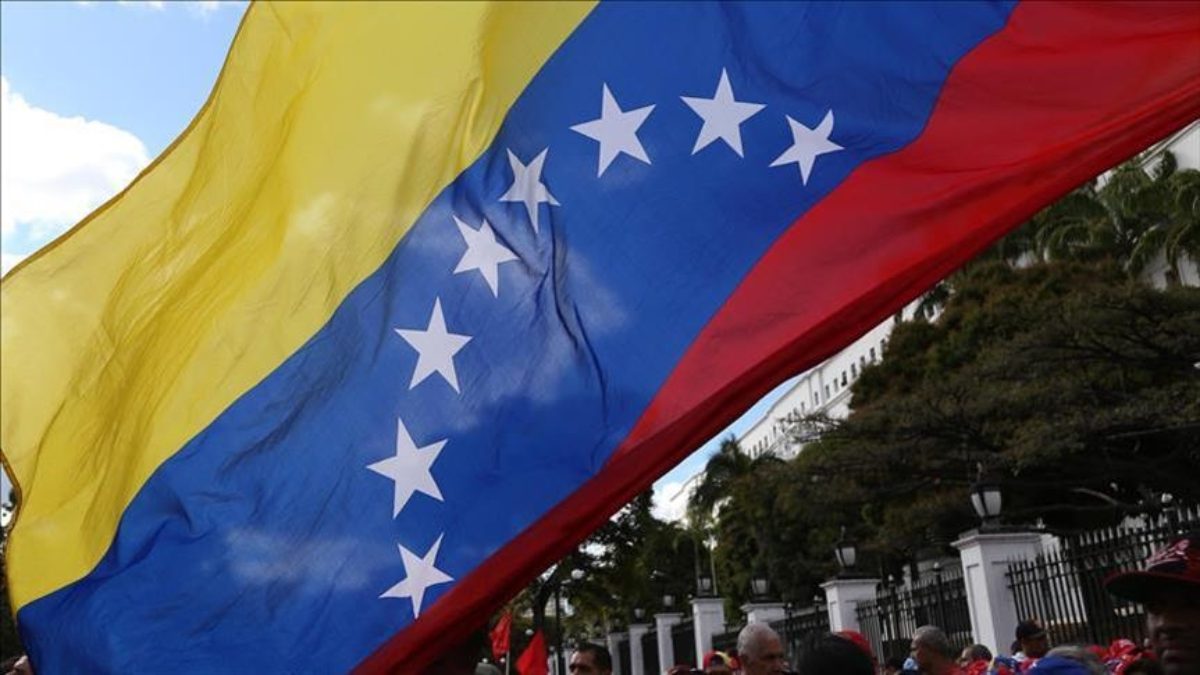 Venezuela'da Bolivarcı Ulusal Silahlı Kuvvetlere 5 bin 600 yeni askerin