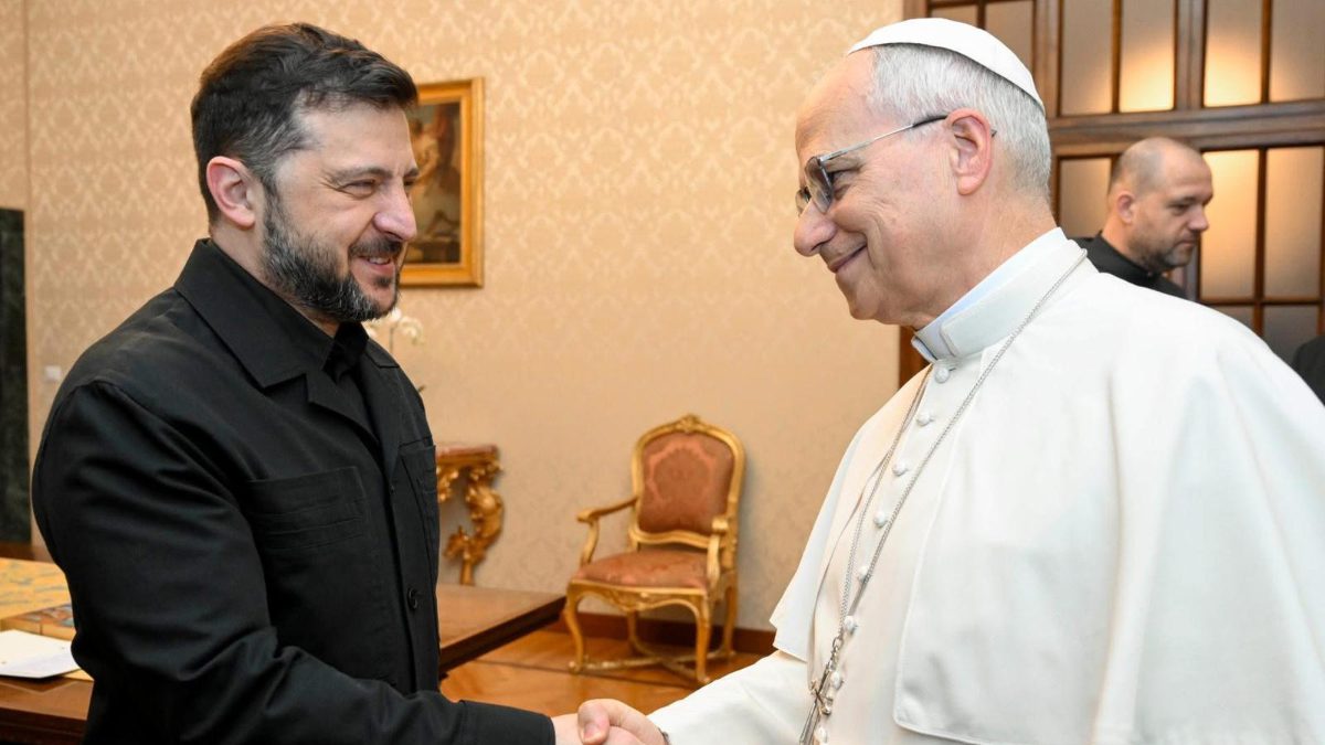 Ukrayna Devlet Başkanı Vladimir Zelensky, Katoliklerin ruhani lideri ve Vatikan