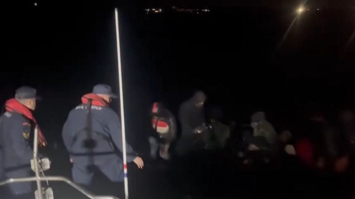 81 ilde gerçekleştirilen denetimlerde 372 bin 409 kişinin kimlik kontrolü