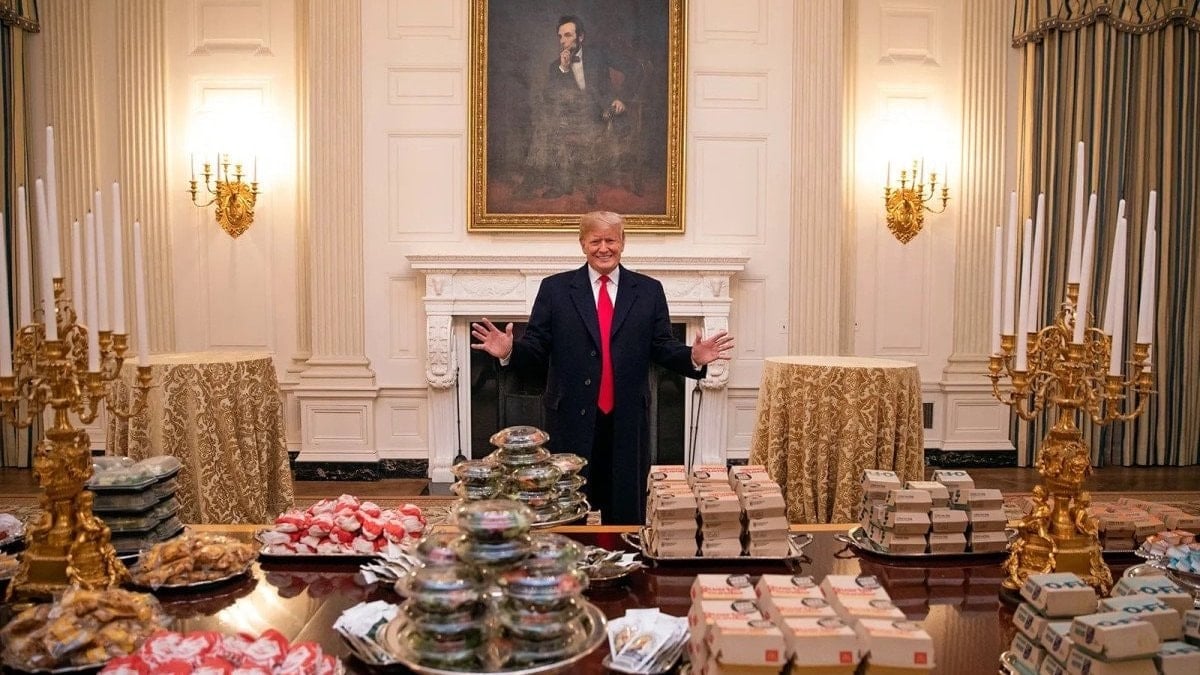 ABD Sağlık ve İnsan Hizmetleri Bakanı Robert F. Kennedy Jr.,