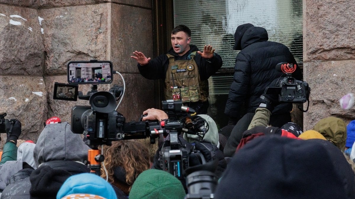 Minnesota eyaletinin Minneapolis kentinde, aralarında ABD Başkanı Donald Trump'ın affettiği