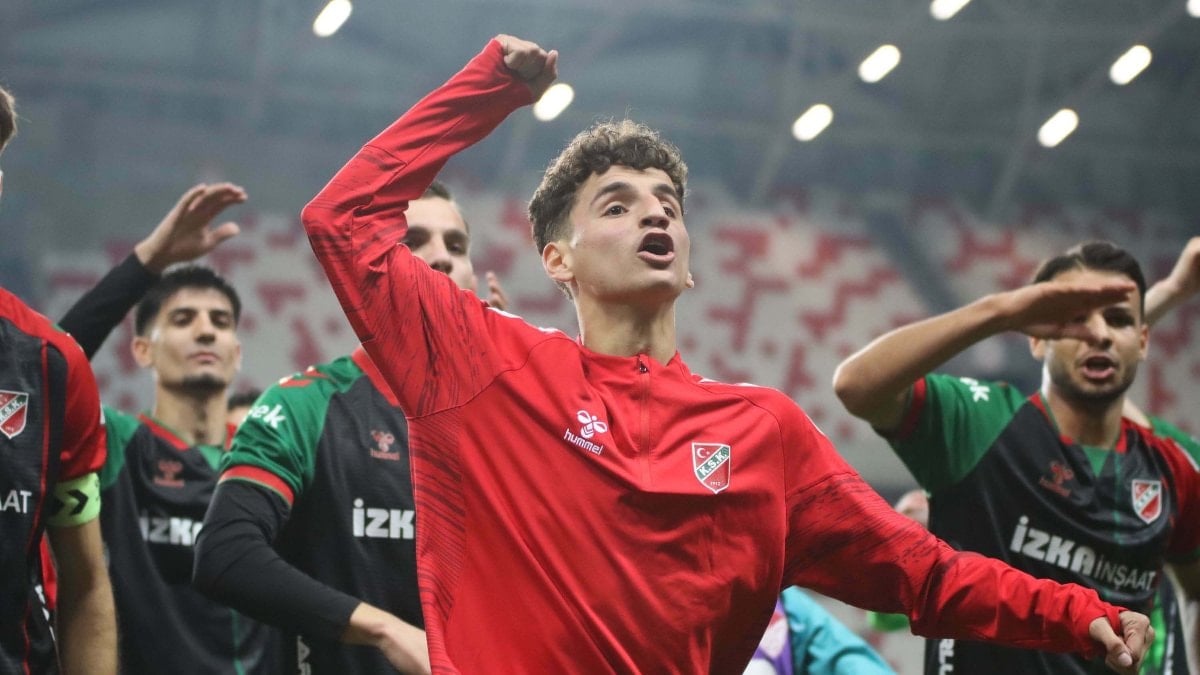 Acun Ilıcalı'nın takımı Maribor'a satılması kararı alınan Adem Yeşilyurt ve