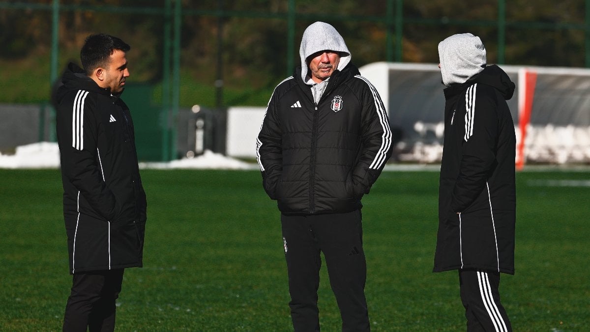 Sergen Yalçın’ın yönetimindeki Beşiktaş, Antalya kampı öncesinde son idmanını gerçekleştirdi.