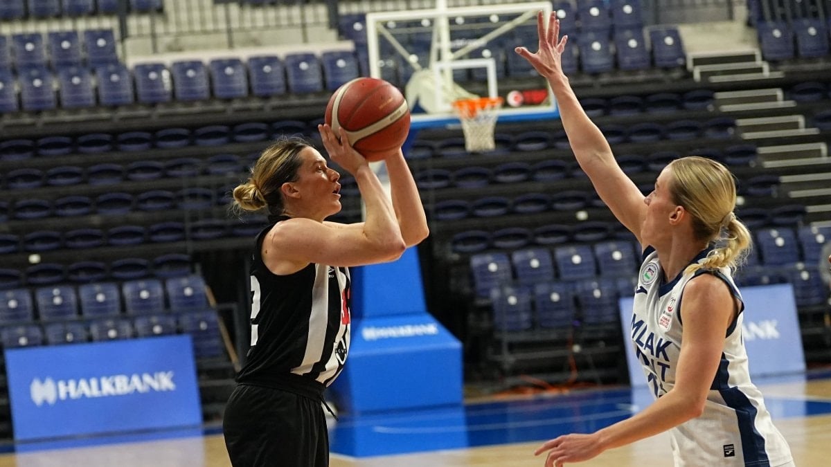 Kadınlar Basketbol Süper Ligi'nin 18. haftasında Beşiktaş, deplasmanda Emlak Konut'u