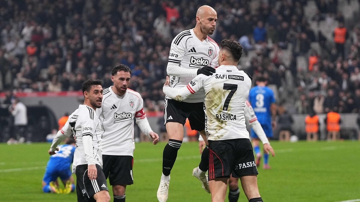 Beşiktaş, Süper Lig'in 18. hafta mücadelesinde Kayserispor'u konuk ediyor.