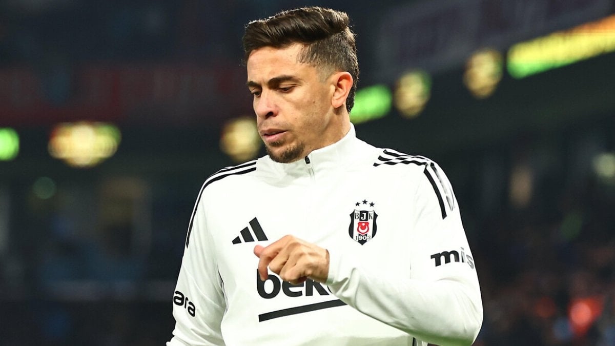 Beşiktaş, Brezilyalı stoper Gabriel Paulista'nın transfer görüşmelerinde bulunmak üzere Antalya