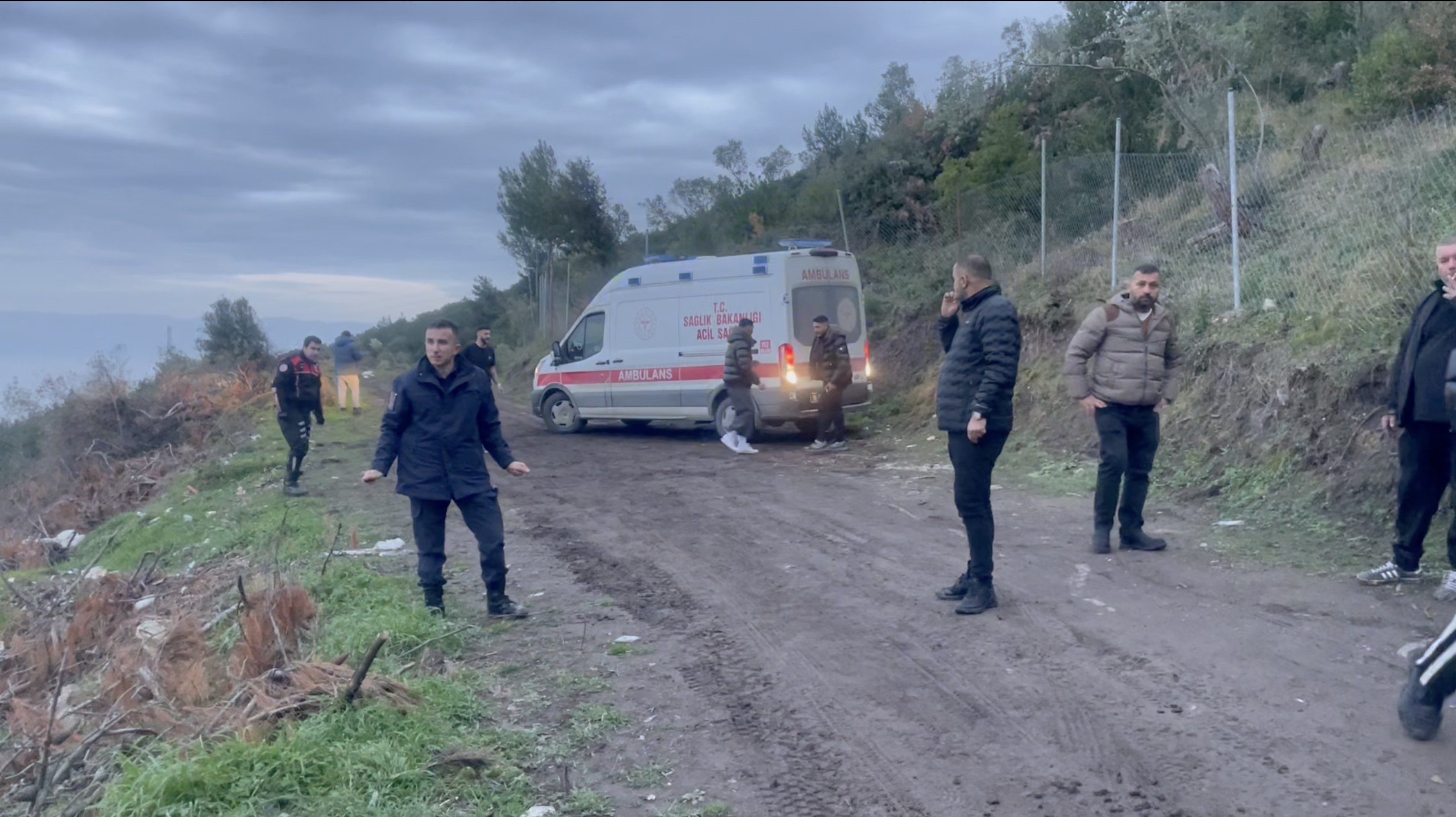 Bursa’nın Mudanya ilçesinde su kuyusunda temizlik yaptığı sırada fenalaşan babasını