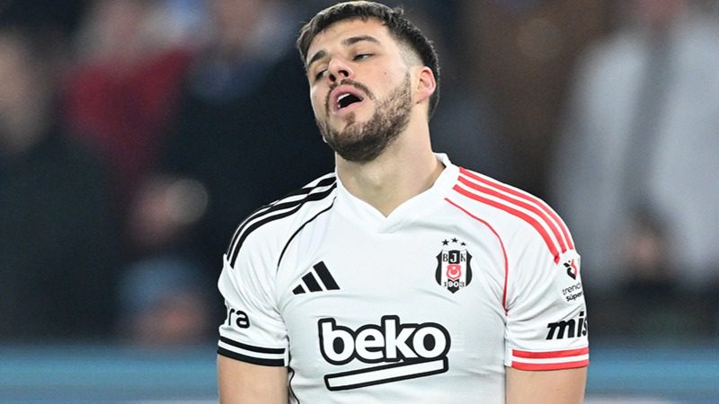 Sezon başında büyük umutlarla transfer edilen David Jurasek, Beşiktaş'tan ayrılmasının