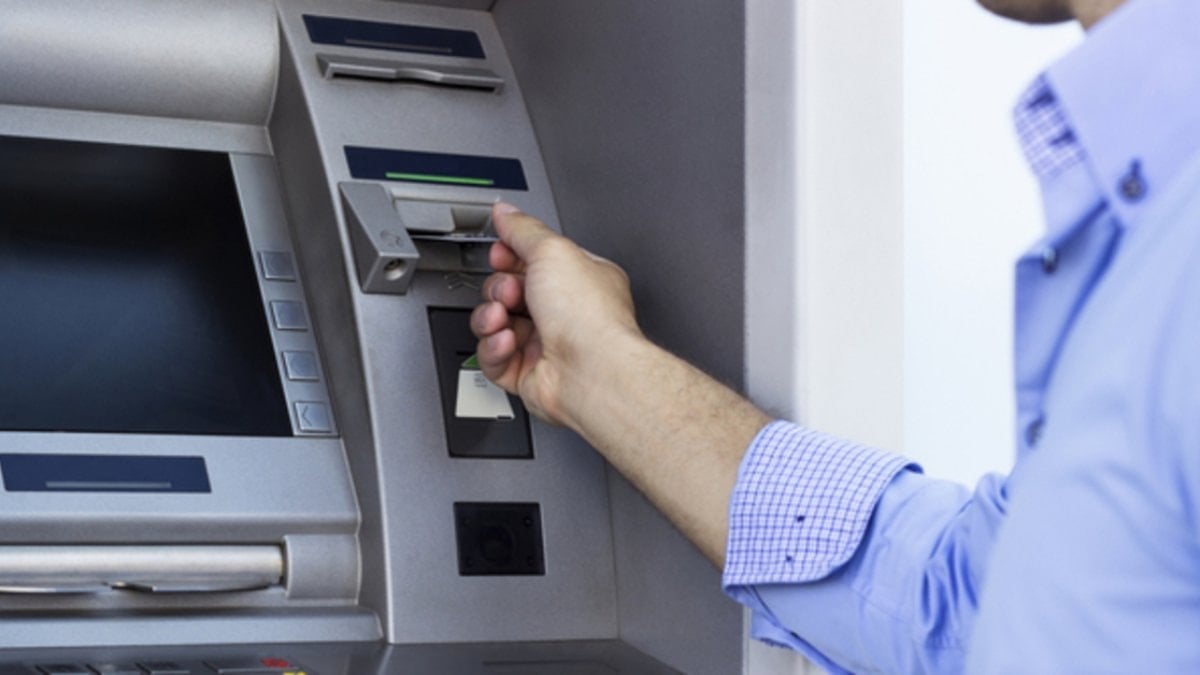 8,300 TL'ye kadar olan para transferlerinde işlem ücreti 8,37 TL